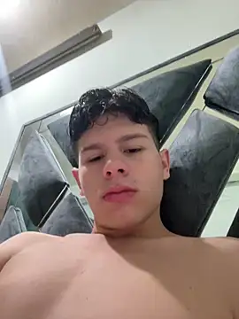 Andy12912 online show from January 31, 7:56 pm