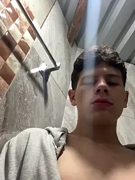 Andy12912 online show from February 13, 4:45 am