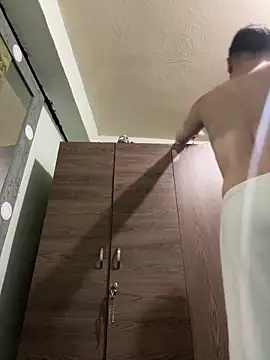 Andy12912 online show from March 2, 6:59 pm