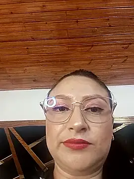 Snapshot of AngieLafourcade chatting on February 19, 9:01 pm AngieLafourcade online show from February 19, 9:01 pm