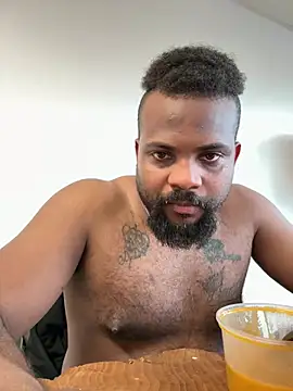 BigCatXLOfficial online show from April 17, 6:00 pm