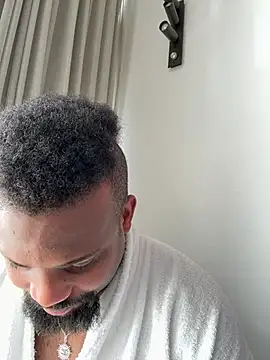 BigCatXLOfficial online show from April 26, 7:49 am