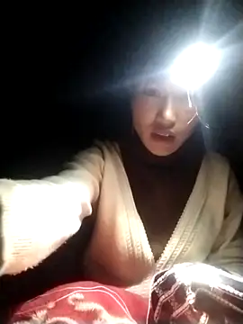 bemupcute online show from February 28, 1:22 pm