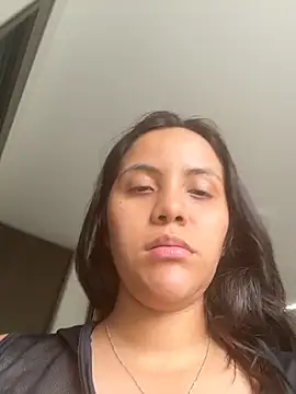 Snapshot of paulina_ponce chatting on February 24, 9:37 pm paulina ponce online show from February 24, 9:37 pm