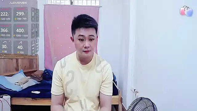 wwwhh777 online show from April 7, 6:26 am