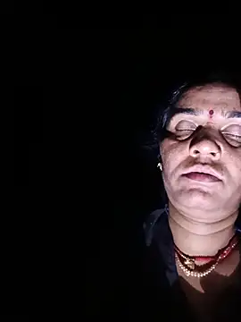 Snapshot of Muskan44s chatting on May 18, 9:41 pm Muskan44s online show from May 18, 9:41 pm