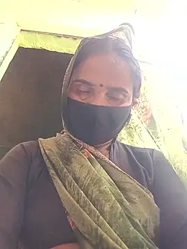 Snapshot of Muskan44s chatting on May 3, 8:19 am Muskan44s online show from May 3, 8:19 am