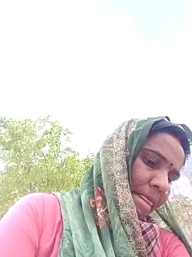 Snapshot of Muskan44s chatting on May 23, 1:10 pm Muskan44s online show from May 23, 1:10 pm