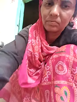 Snapshot of Muskan44s chatting on May 31, 1:44 am Muskan44s online show from May 31, 1:44 am