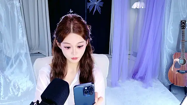 Snapshot of Dancer_Lucky-Nini chatting on February 6, 9:38 am Dancer Lucky-Nini online show from February 6, 9:38 am