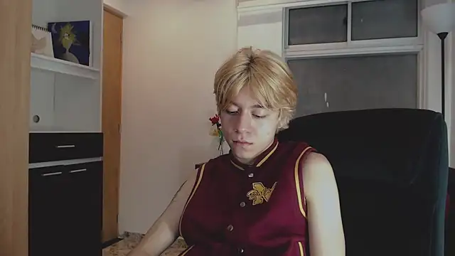 duvisex19 online show from May 6, 3:32 am