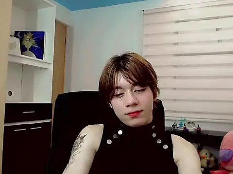 duvisex19 online show from April 14, 9:09 pm
