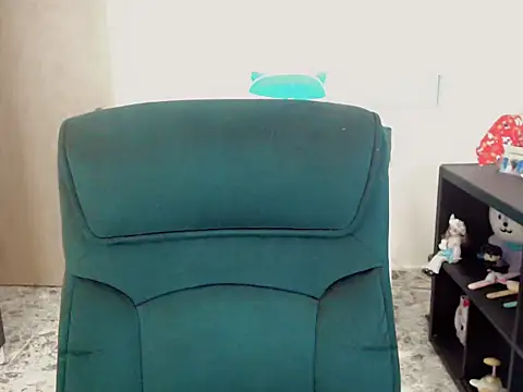 duvisex19 online show from February 5, 8:37 pm