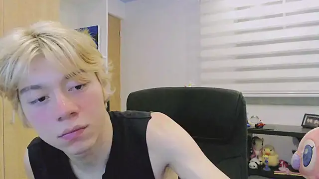 duvisex19 online show from May 28, 2:41 am