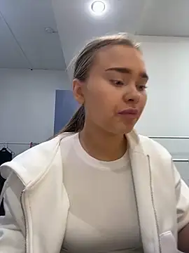 MonicaWestt online show from March 19, 6:13 am