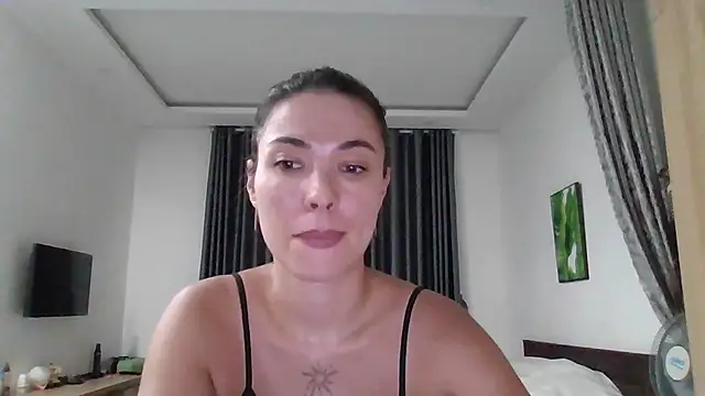 Dream Petal  online show from July 1, 11:32 am