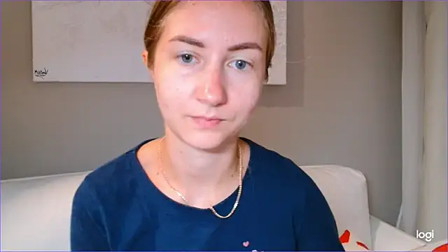 Snapshot of BluueSilk chatting on October 14, 5:30 am BluueSilk online show from October 14, 5:30 am