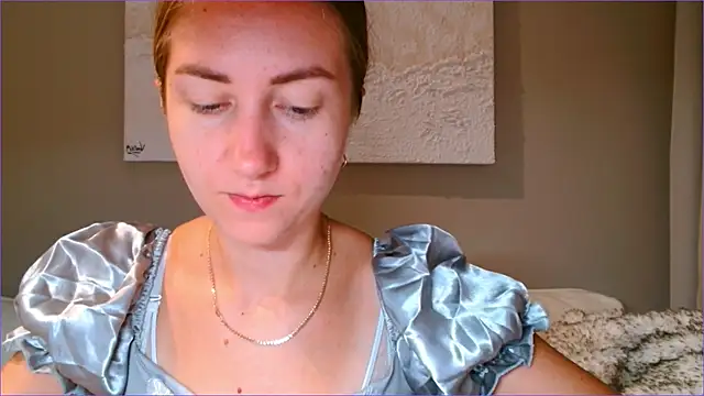 BluueSilk online show from October 23, 5:50 am