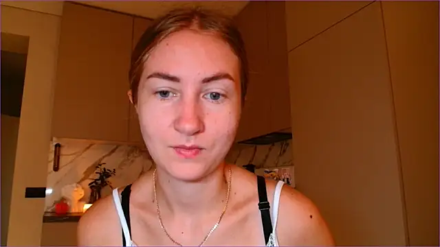 BluueSilk online show from October 29, 5:50 am