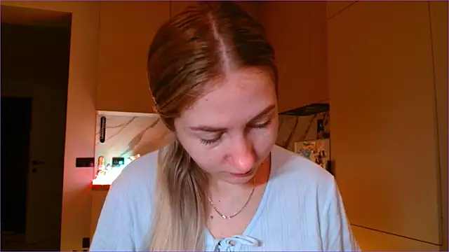 BluueSilk online show from January 8, 6:08 am