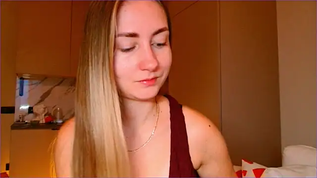 BluueSilk online show from November 27, 6:03 am