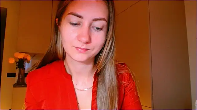 BluueSilk online show from November 12, 6:17 am