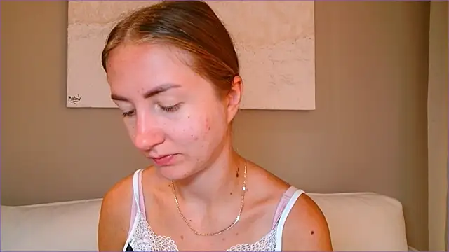 BluueSilk online show from October 21, 5:51 am