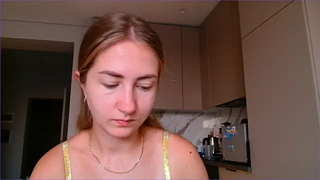 BluueSilk online show from November 5, 5:32 am