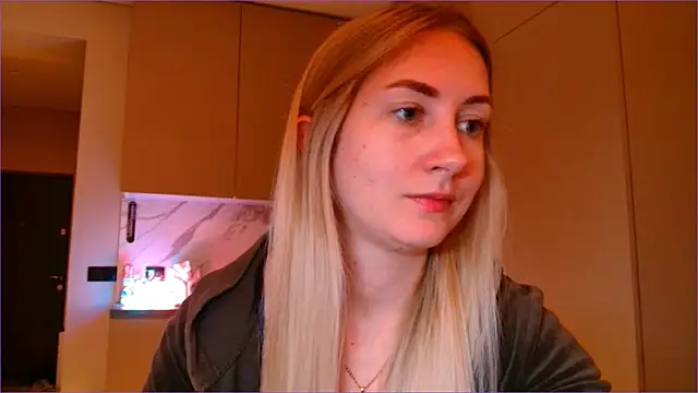 BluueSilk online show from January 19, 6:39 am