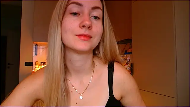 BluueSilk online show from January 9, 6:20 am