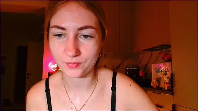 BluueSilk online show from February 7, 6:32 am