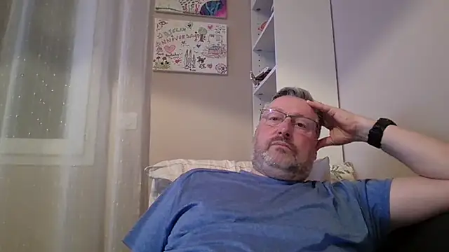 doudou310 online show from March 23, 4:23 am