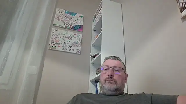 doudou310 online show from March 9, 4:49 am