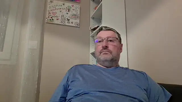 Snapshot of doudou310 chatting on February 28, 4:56 am doudou310 online show from February 28, 4:56 am