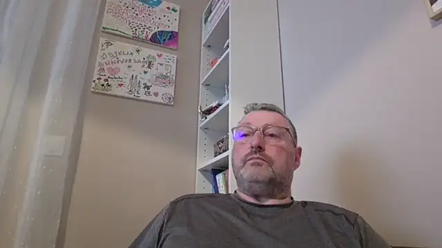 doudou310 online show from March 11, 5:34 am