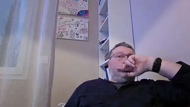 Snapshot of doudou310 chatting on February 20, 6:26 am doudou310 online show from February 20, 6:26 am