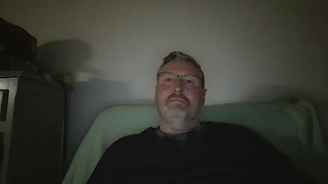 doudou310 online show from April 7, 4:36 am