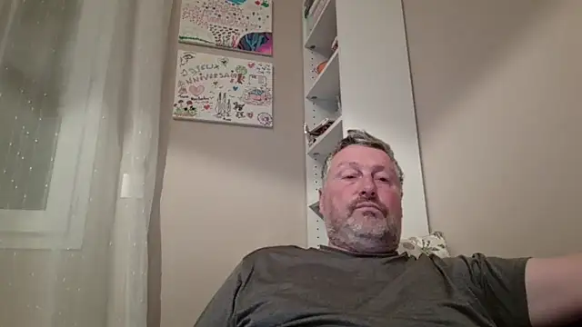 doudou310 online show from April 12, 2:26 am