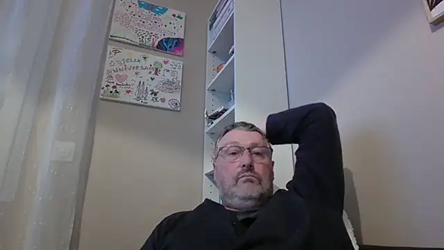 Snapshot of doudou310 chatting on February 14, 5:40 am doudou310 online show from February 14, 5:40 am