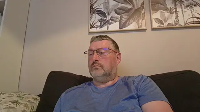 doudou310 online show from March 17, 5:54 am