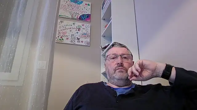 Snapshot of doudou310 chatting on February 21, 5:31 am doudou310 online show from February 21, 5:31 am