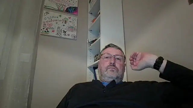 Snapshot of doudou310 chatting on February 18, 4:54 am doudou310 online show from February 18, 4:54 am