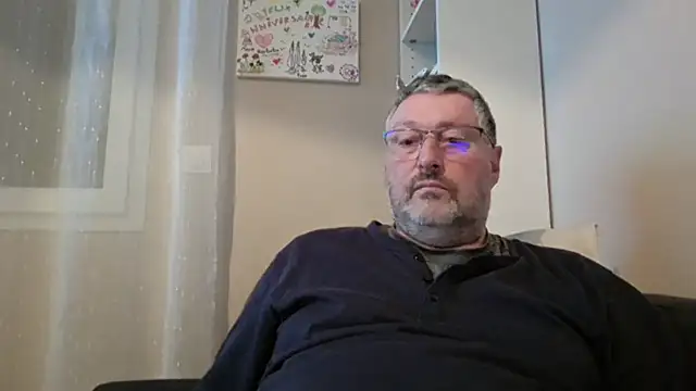 Snapshot of doudou310 chatting on February 23, 5:09 am doudou310 online show from February 23, 5:09 am