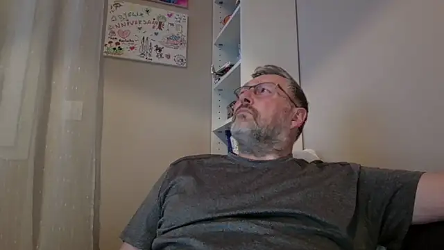 doudou310 online show from March 29, 4:03 am