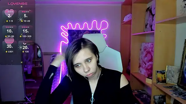 Scarlet Sirenn online show from February 5, 10:22 am