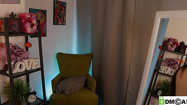 Noiry Vuvez online show from April 2, 8:15 pm