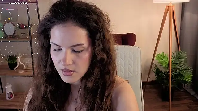 Lili Torin online show from July 12, 8:37 am