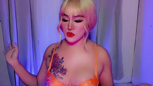 ChloeAsian online show from May 9, 9:34 am