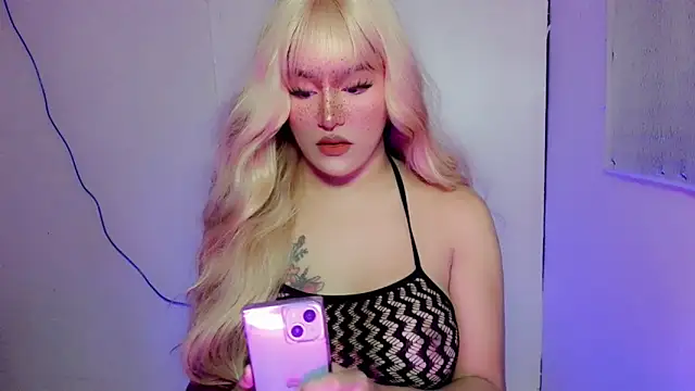 ChloeAsian online show from April 2, 10:11 am