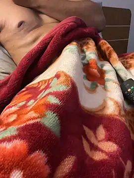 ur crazybrother online show from February 3, 4:23 pm